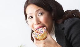 Những vụ bi hài xung quanh chuyện ăn vặt của dân công sở