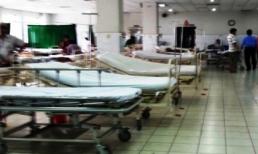 Bác sĩ kể phút leo cửa sổ trốn 30 giang hồ đại náo bệnh viện