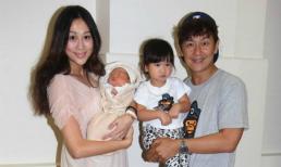 Trần Hạo Dân "khoe" con 4 ngày tuổi trước báo giới