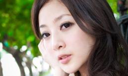 "Anh là master ở Mỹ, có nhà ở Newyork, em có yêu anh không?"