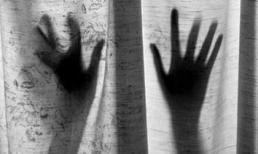 Trú mưa nhà người quen, U80 dâm ô con chủ nhà