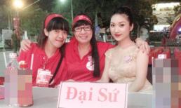 Mẹ Cao Mỹ Kim 'hộ tống' con gái đi làm Đại sứ