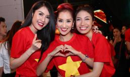 Pha Lê diện đồng phục cùng dàn sao Việt, tươi rói sau scandal