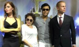 Vũ Hoàng Việt và người tình rạng rỡ chụp ảnh cùng vợ chồng Brad Pitt tại Bà Nà