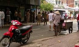 Bà cụ chết bất thường trên giường, với cánh tay đầy máu