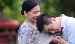 Lộ diện 'con trai' của nghệ sĩ Kim Xuân trong MV 'Vu lan vắng mẹ'