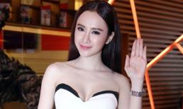 Những thói quen của người đẹp Việt khi tạo dáng