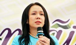 'Vợ' Hoài Linh khóc nức nở vì nhớ mẹ