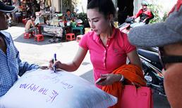 Lê My Na bỏ trao giải hoa hậu để đi từ thiện cùng “bạn trai tin đồn”