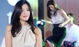 'Minh tinh trái đất' khoe dáng ngọc với vai gầy hấp dẫn