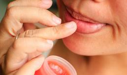 Lời khuyên hữu ích cho cô nàng môi thâm