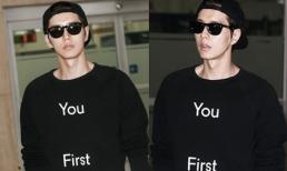 Nam thứ 'Vì sao đưa anh tới' sành điệu với 'cây' đen ở sân bay