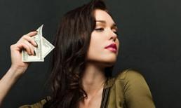 Làm sao thoát khỏi người đàn bà ghê gớm ấy?