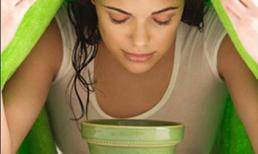 Xông hơi trị mụn hiệu quả bằng củ sả