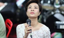 Uyên Linh hào hứng tập nhạc cho liveshow đầu đời