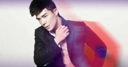 Nathan Lee khoe vẻ nam tính, đẳng cấp với áo vest 400 triệu