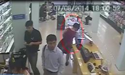 Màn ăn cắp điện thoại tinh vi của cô gái