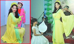 Trương Ngọc Ánh bất ngờ hóa “chị Hằng” cùng con gái vui đón Trung Thu