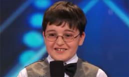  Kinh ngạc tài năng biểu diễn piano của cậu bé 9 tuổi