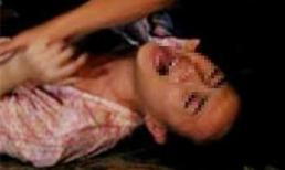 Đạp đổ xe cô gái giữa đường rồi hãm hiếp lúc 8 giờ tối