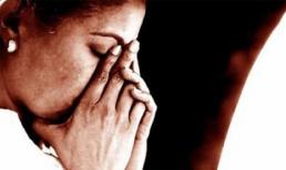 Mẹ giết chết con trai 6 tuổi rồi uống thuốc sâu tự tử