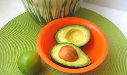 Quả bơ – siêu phẩm số 1 cho bé ăn dặm