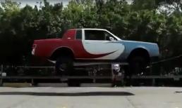 'Choáng' với ô tô chơi nhảy dây