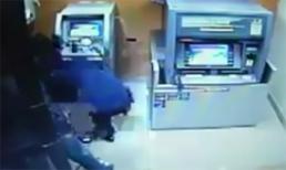 Ba siêu  trộm ATM nhanh như chảo chớp