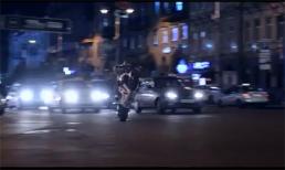 Pha biểu diễn mô-tô mạo hiểm