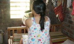 Nhờ nữ sinh 15 tuổi trông con rồi đè ra “quan hệ”