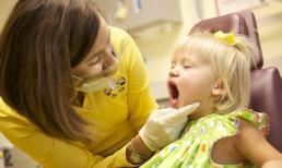 Mẹo chữa sâu răng cho trẻ cực nhanh bằng tỏi, lá hẹ