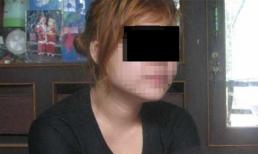 Cô gái ở miền Tây bị ép khỏa thân, ra đường bán dâm