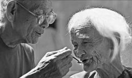 Rớt nước mắt về nhật ký của chồng viết cho vợ trong 5 ngày cuối đời