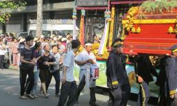 Dòng người tiễn đưa 7 nạn nhân chết cháy ở Sài Gòn