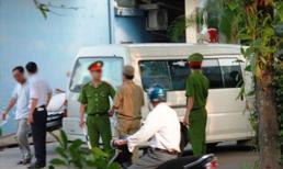 Cháu bé 14 tuổi bị đốt tóc, cắn tai gần chết trong khách sạn