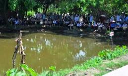 Nhấn nước, treo cổ cháu bé 8 tuổi đến chết