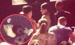 Đi nhà thờ đọc kinh, Justin và Selena vẫn tình tứ không rời