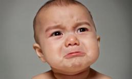 Con ơi ngủ cho ngoan để bố còn 'họp giao ban'