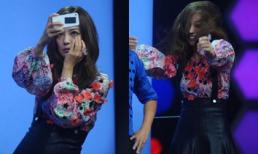 Triệu Vy gây bất ngờ khi 'hóa điên' trên sân khấu