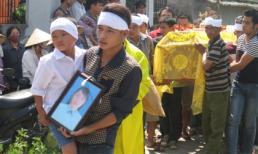 Chồng giết vợ ở Hải Dương: Kinh hoàng với 18 vết chém trên thi thể