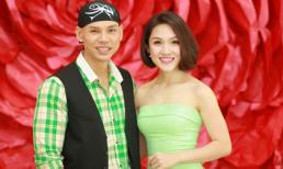 Vợ Phan Đinh Tùng gợi cảm đi dự tiệc cùng chồng