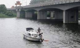 Để lại điện thoại trên cầu, một phụ nữ nhảy sông tự tử