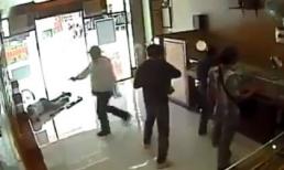 Cướp tiệm vàng táo tợn giữa ban ngày