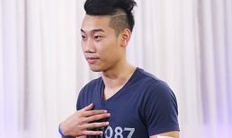 Thí sinh Next Top trổ tài hát vọng cổ bằng tiếng Anh 