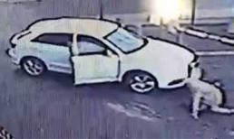 Ăn cắp gặp 'bà già'