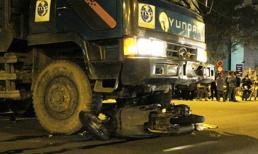 Tông trực diện xe ben, cô gái Nam Phi tử vong tại chỗ