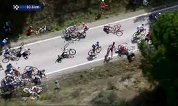Tai nạn liên hoàn trong cuộc đua xe đạp vòng quanh Tây Ban Nha