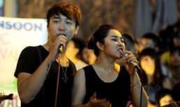 Fans 'nóng rực' giữa bầu không khí cuồng nhiệt của 'Gió mùa'