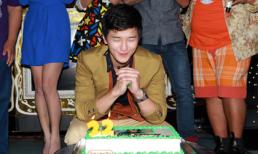 Huỳnh Anh vui vẻ đón sinh nhật sau chia tay bạn gái