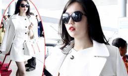 Ngọc Trinh "nổi bần bật" ở sân bay với style trắng toát